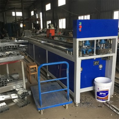 德川機械 專業供應防盜網沖孔機與管材數控沖孔設備，廠家直銷服務